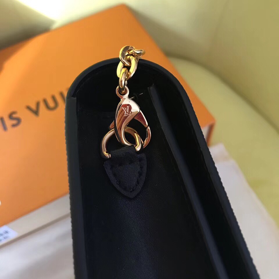 z1243770083267_1ebaabd27d532bd68f8b737cd8e7f19a