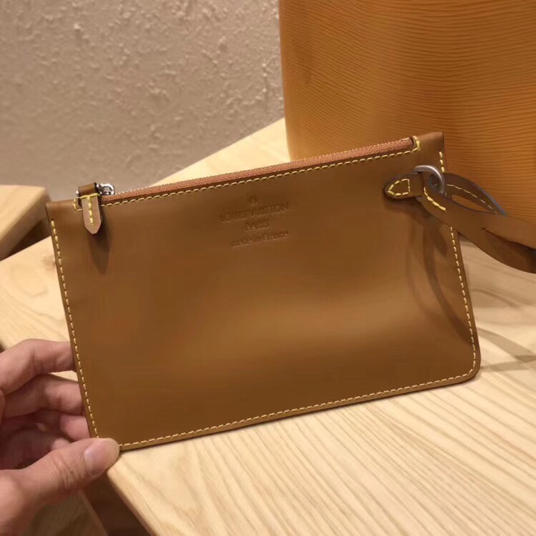 z1243769452481_b1b643e0e4a05c8681a3d264080680ff