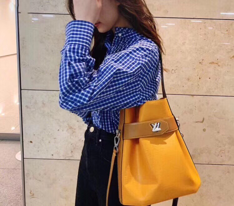 z1243769459300_243449d8437c25fa0a5326f55c435ab8