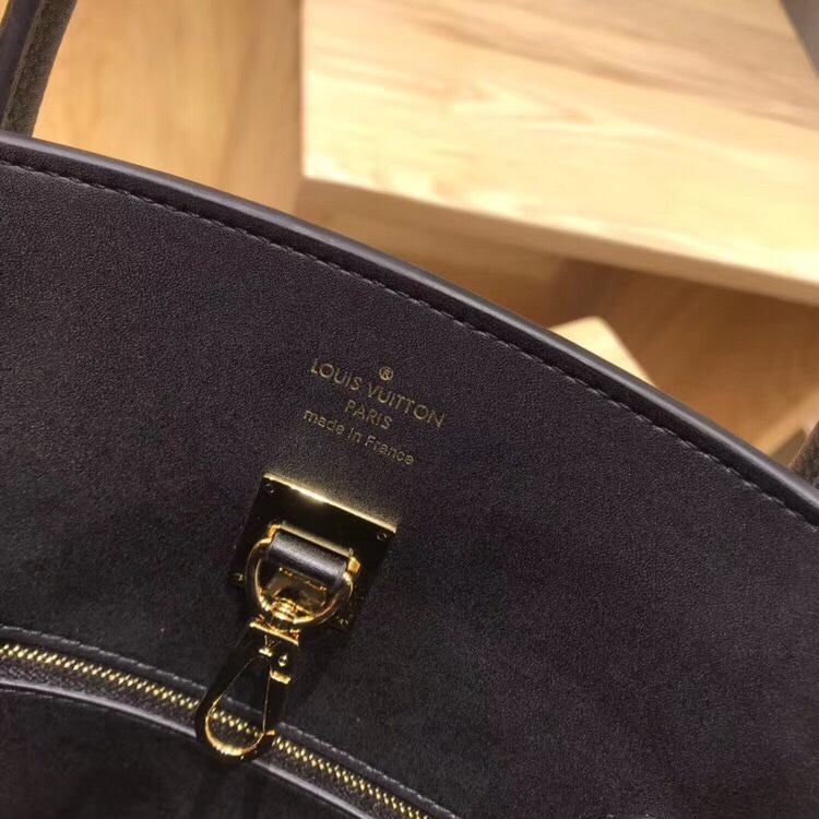 z1243769382570_9a99073de7ba9322913bde0fd39f65af