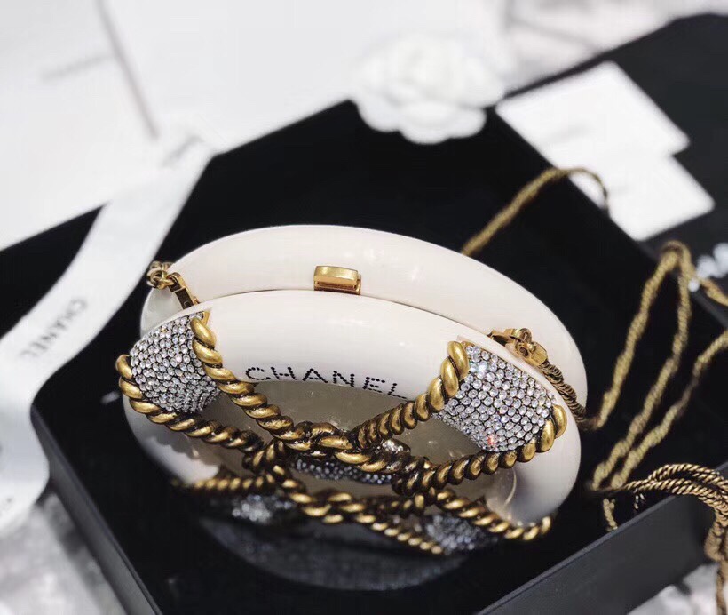 z1189211658062_540cfe4e9ac3c81f7a80363f97210097