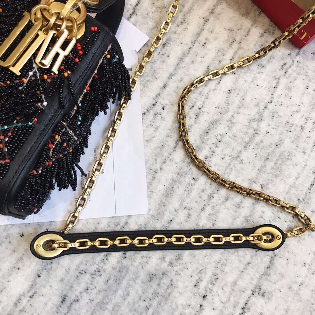 z1246042594944_8b635ce62312063d47aa119fb54f08e4