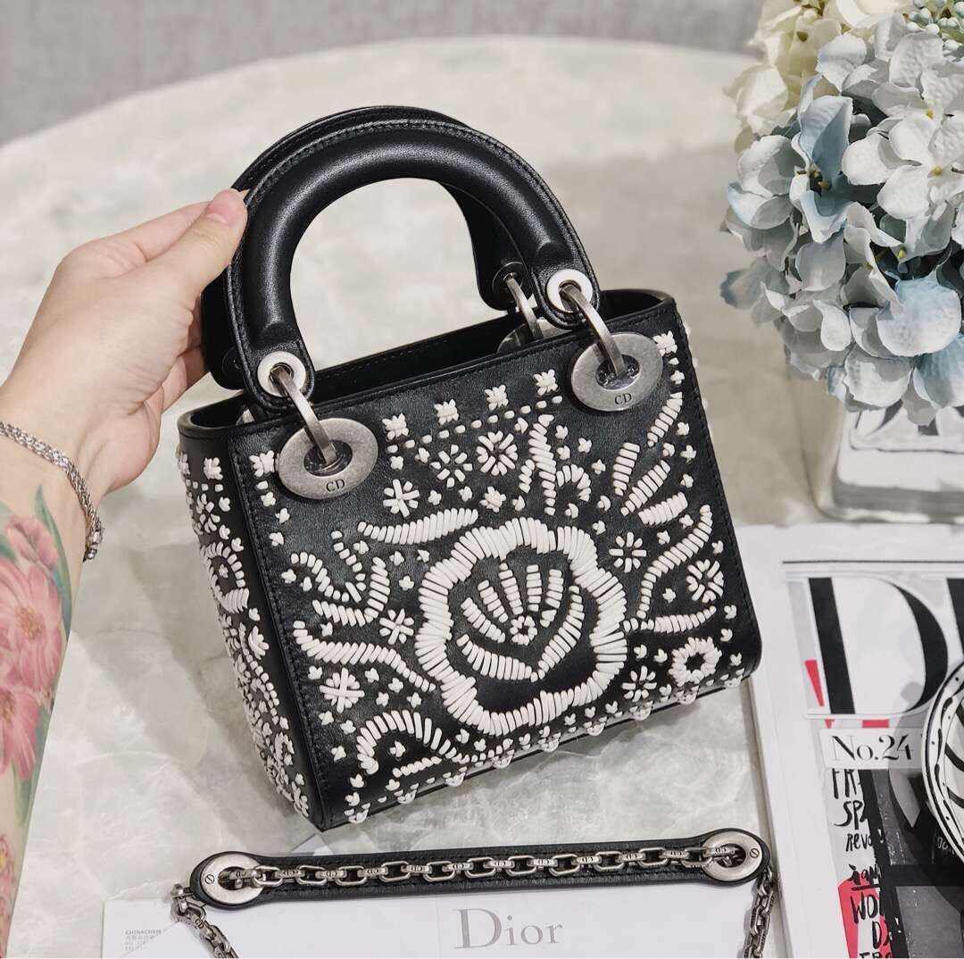 z1246043399351_6968e752d0144ea61024d4c813063113