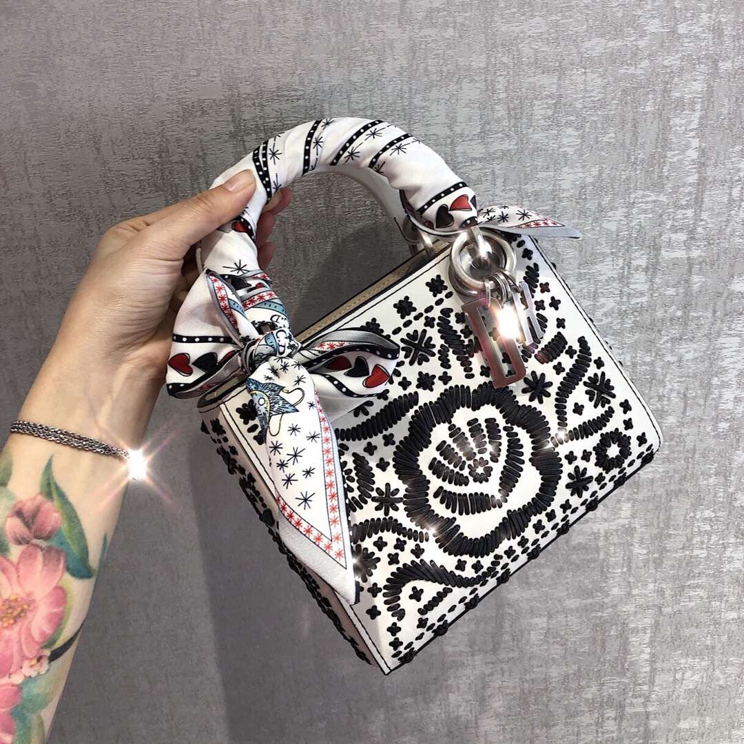 z1246043419421_80091ad2e7d975905aa1e884ad81eddc