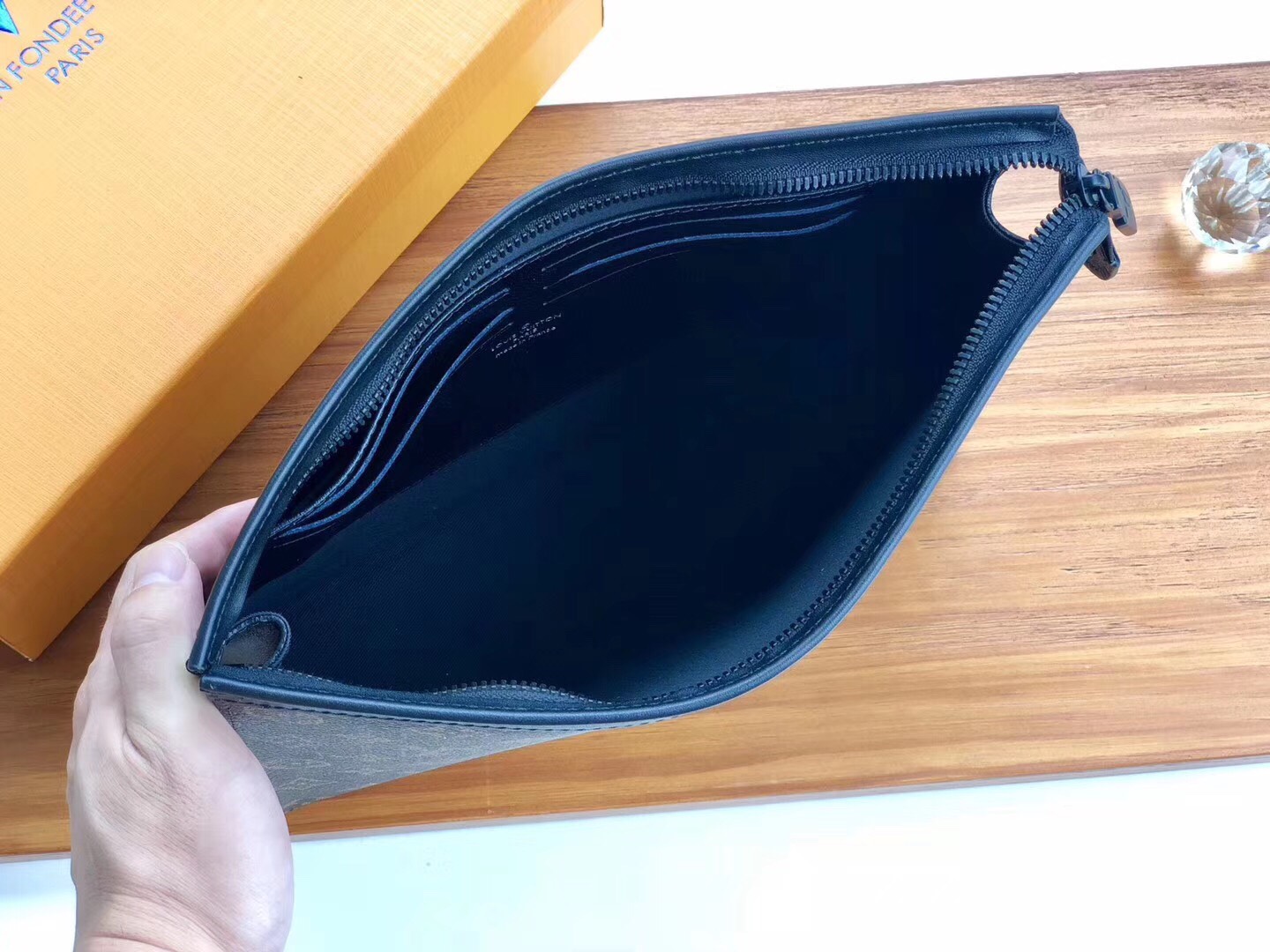 4dbe29b5f8f41faa46e5