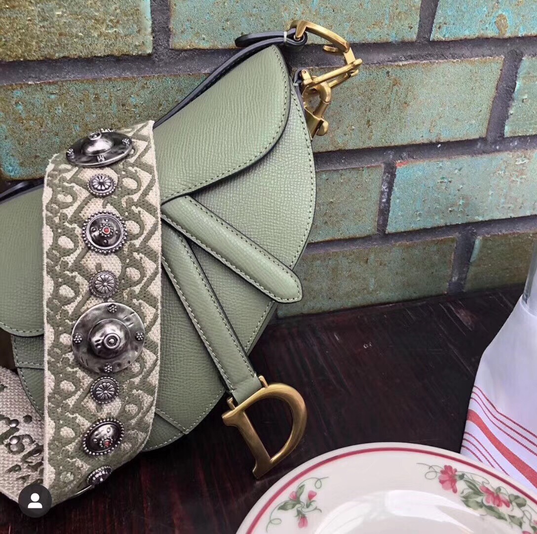 a9922e0f0c62eb3cb273