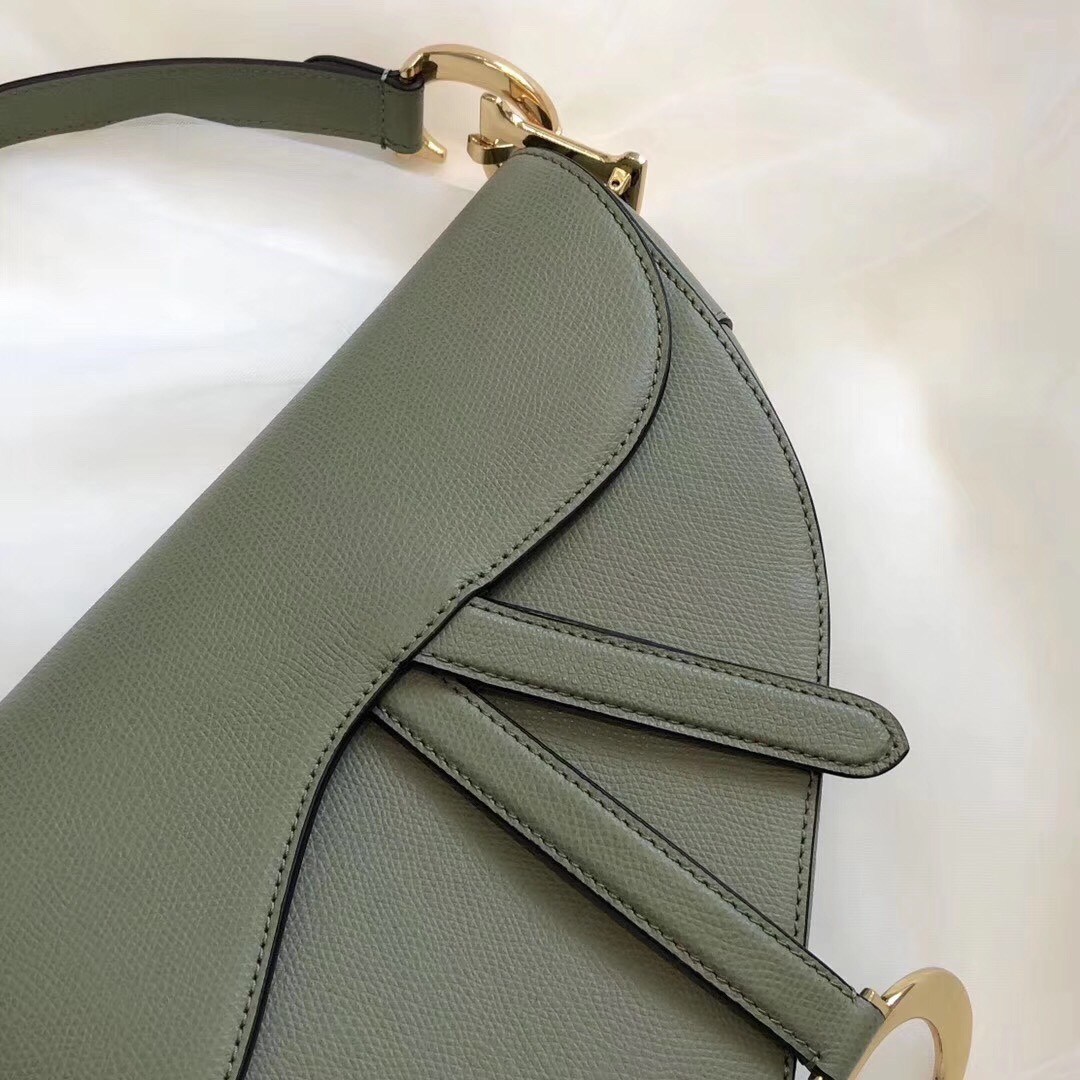 6810528870e597bbcef4