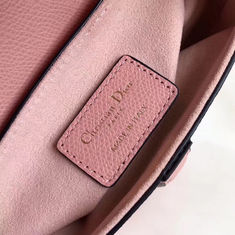 01173c10017de623bf6c