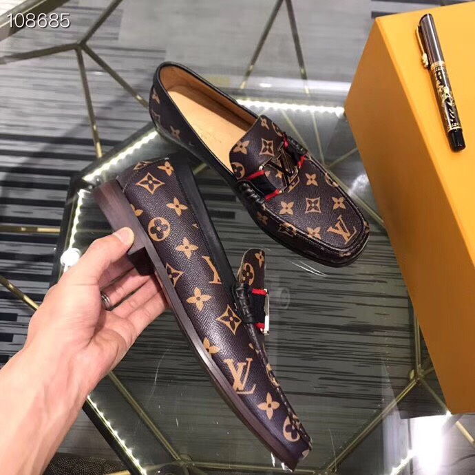 63d5903709d0ee8eb7c1