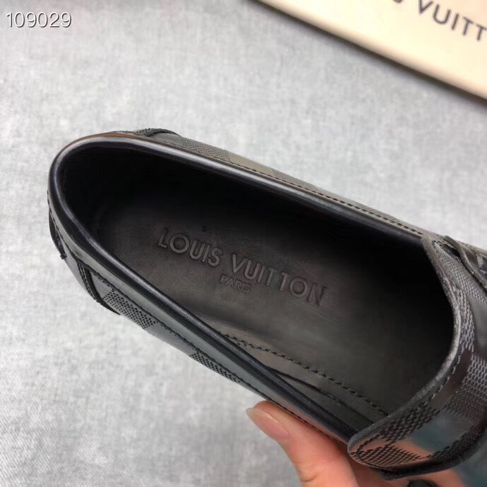 66c2b96b180efe50a71f