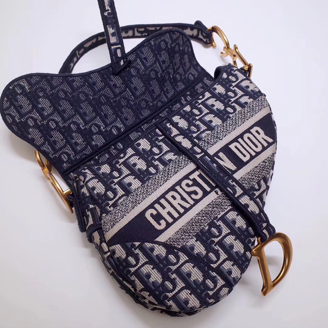 66e6f6b5afbc49e210ad