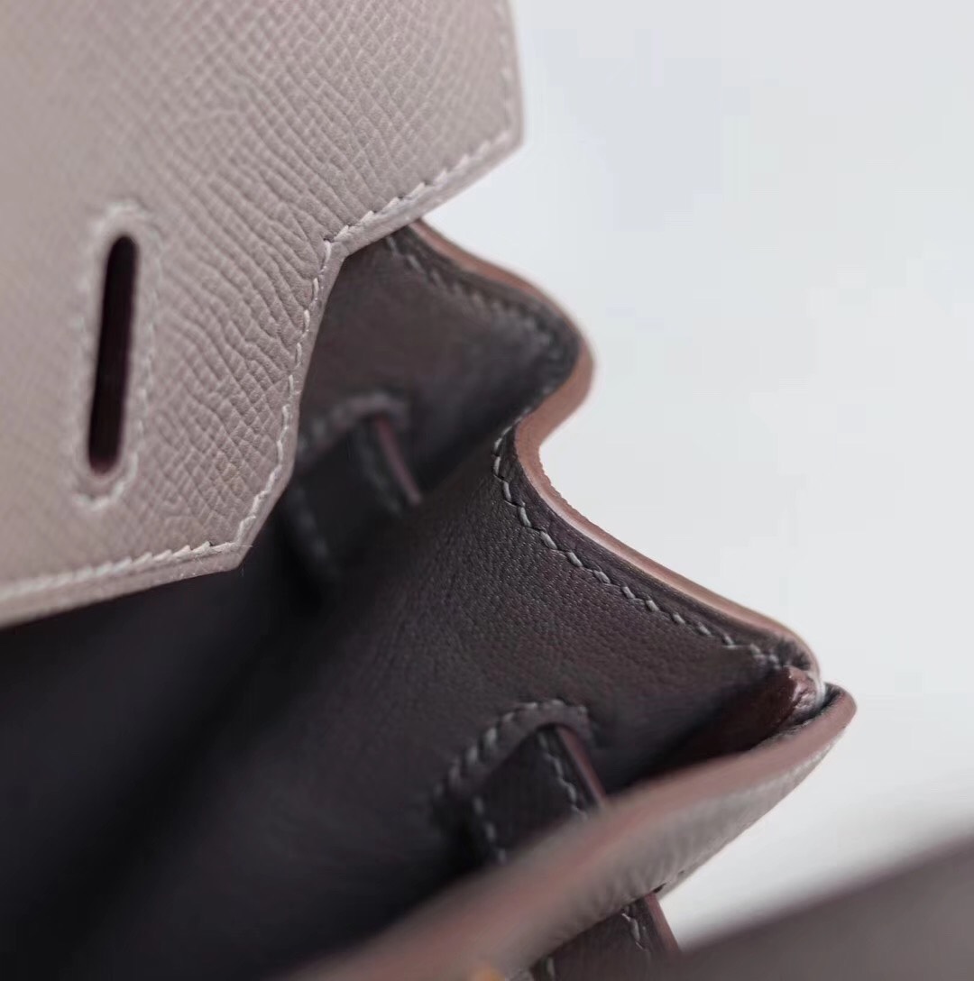 fcf1821bc733216d7822