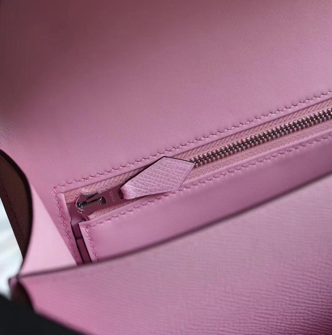 7e61c3256af18cafd5e0