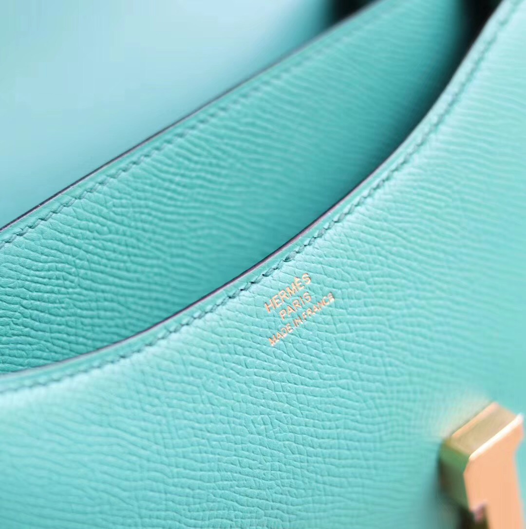 abcaa8440290e4cebd81