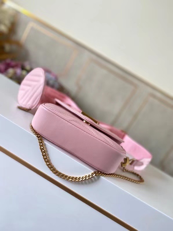 z2053737995341_5753947b0afd59676bc3b1ef7e2de142