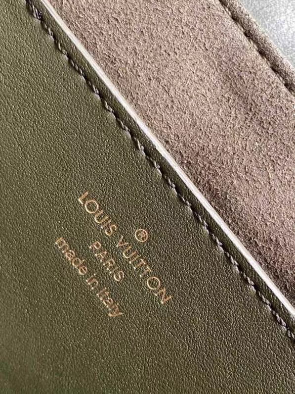 z2053737817685_bdd7fc0fd6a3fec522621e0012c832d4