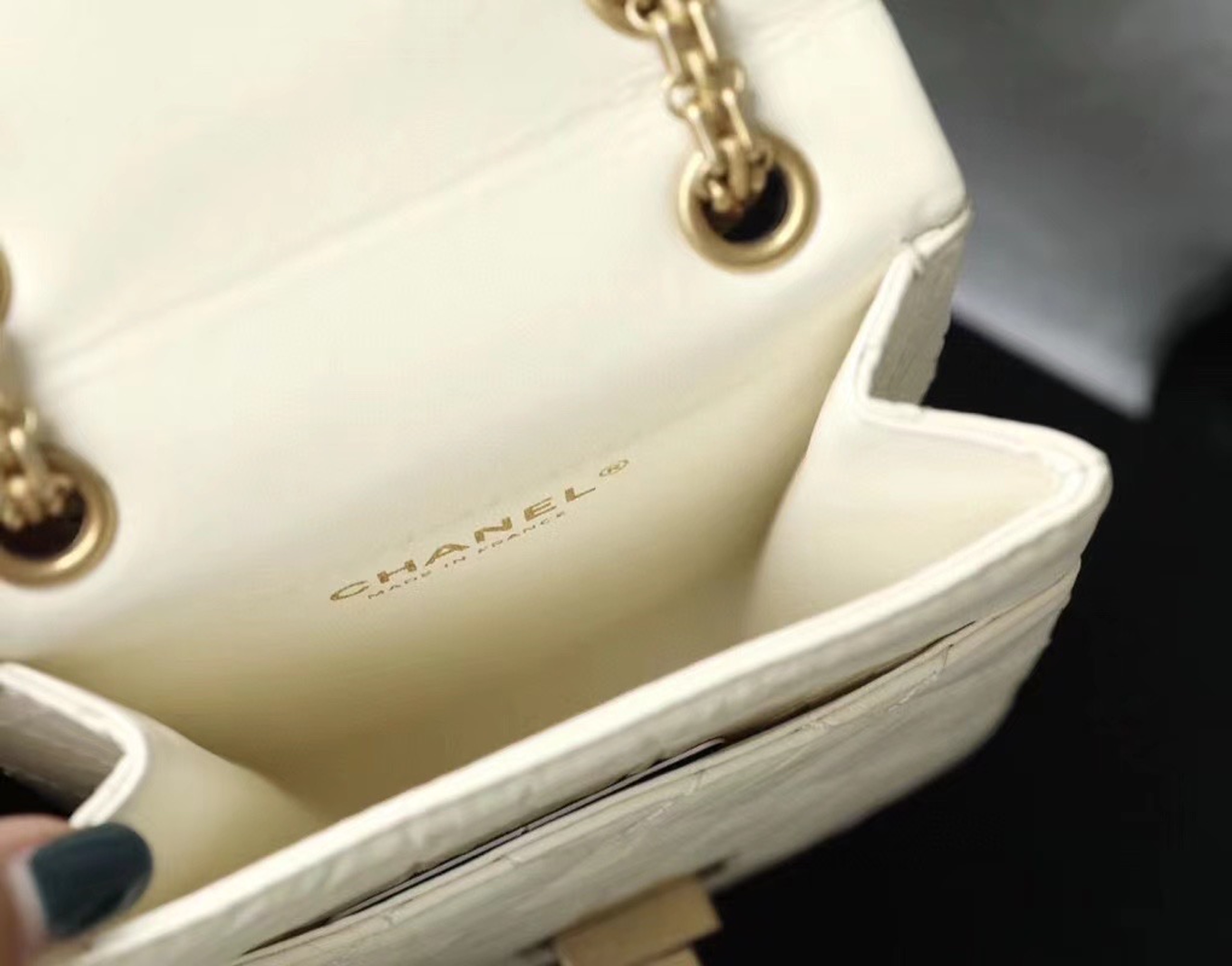 z2042792458749_f572bc22f6b623acdcd19a12263ec6d2