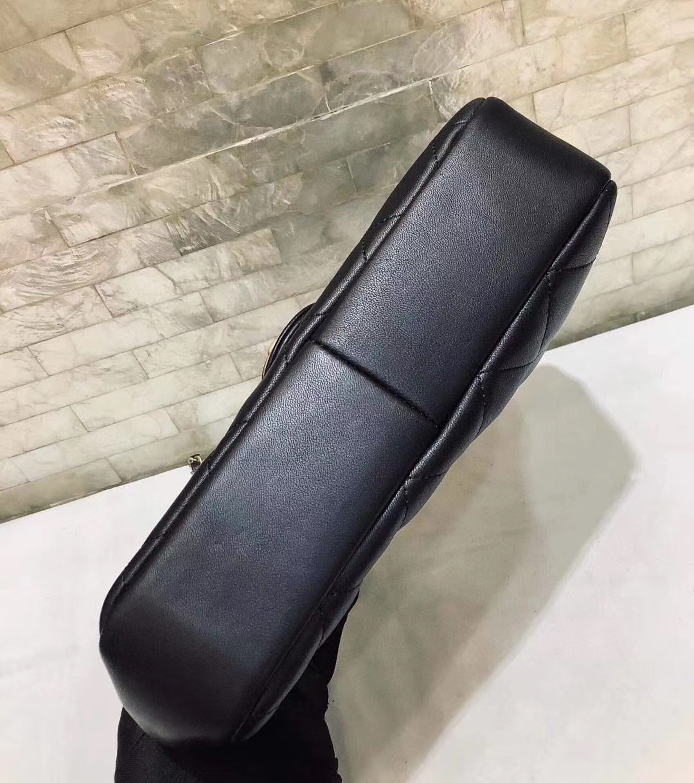 z2042789510246_8f85f06b5f69f515b8963947f4104648