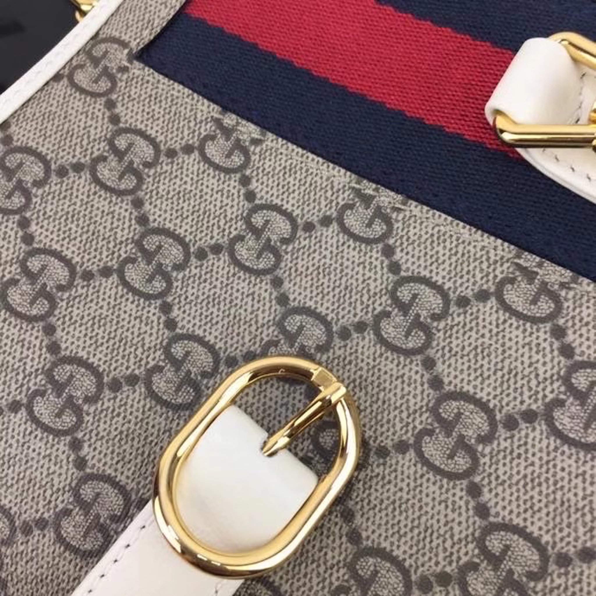 z2042787059987_48a32d2d61d307af2335ea543ca0b165