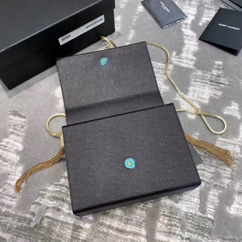 z2038120453446_d2bfa18d3b2425ccf49db12e80c5293d