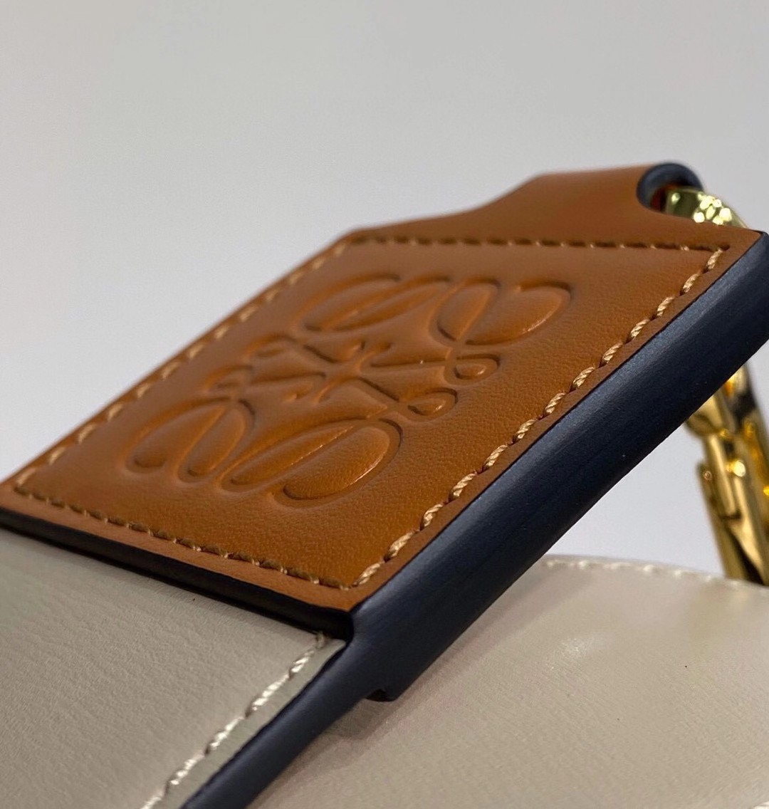 z2026068570382_7749f47b2d3be3045d4add972c076573