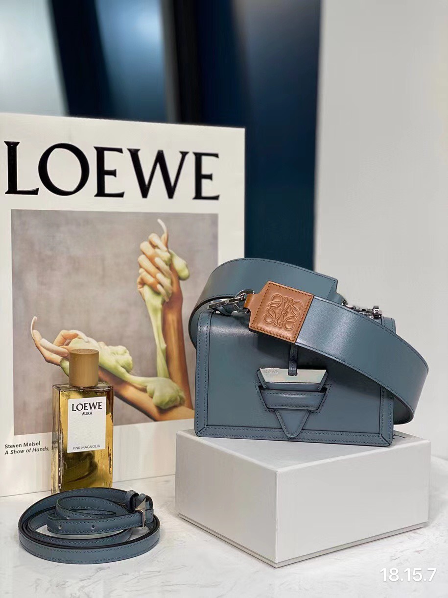 Túi Xách Nữ Loewe Siêu Cấp RLCLW0344