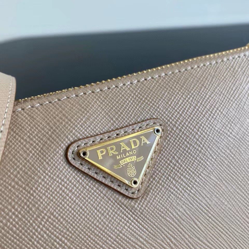 z2025922503538_1e5dfd367233fba1de89533daec7f7ce