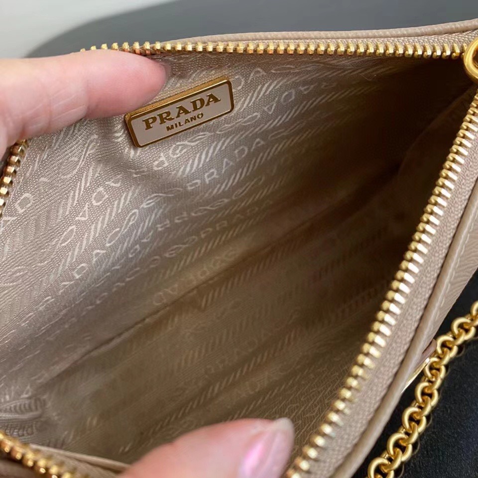 z2025922503544_af02e1af08b97a104e02ca72450795cd