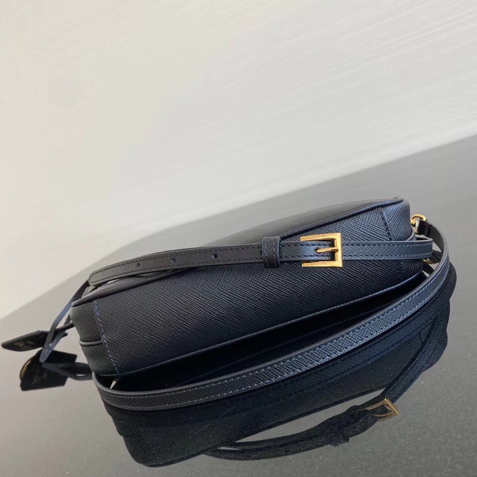 z2025922364524_e7ba032fa5e73d5f758ee0fb1887dbe2