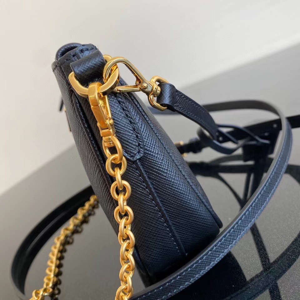 z2025922364528_6a7a4218b8205b968a50e546ef26ecc9