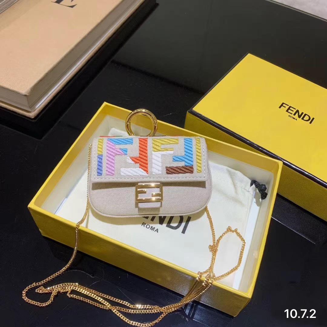 Túi Xách Nữ Fendi Siêu Cấp RLCFD0349