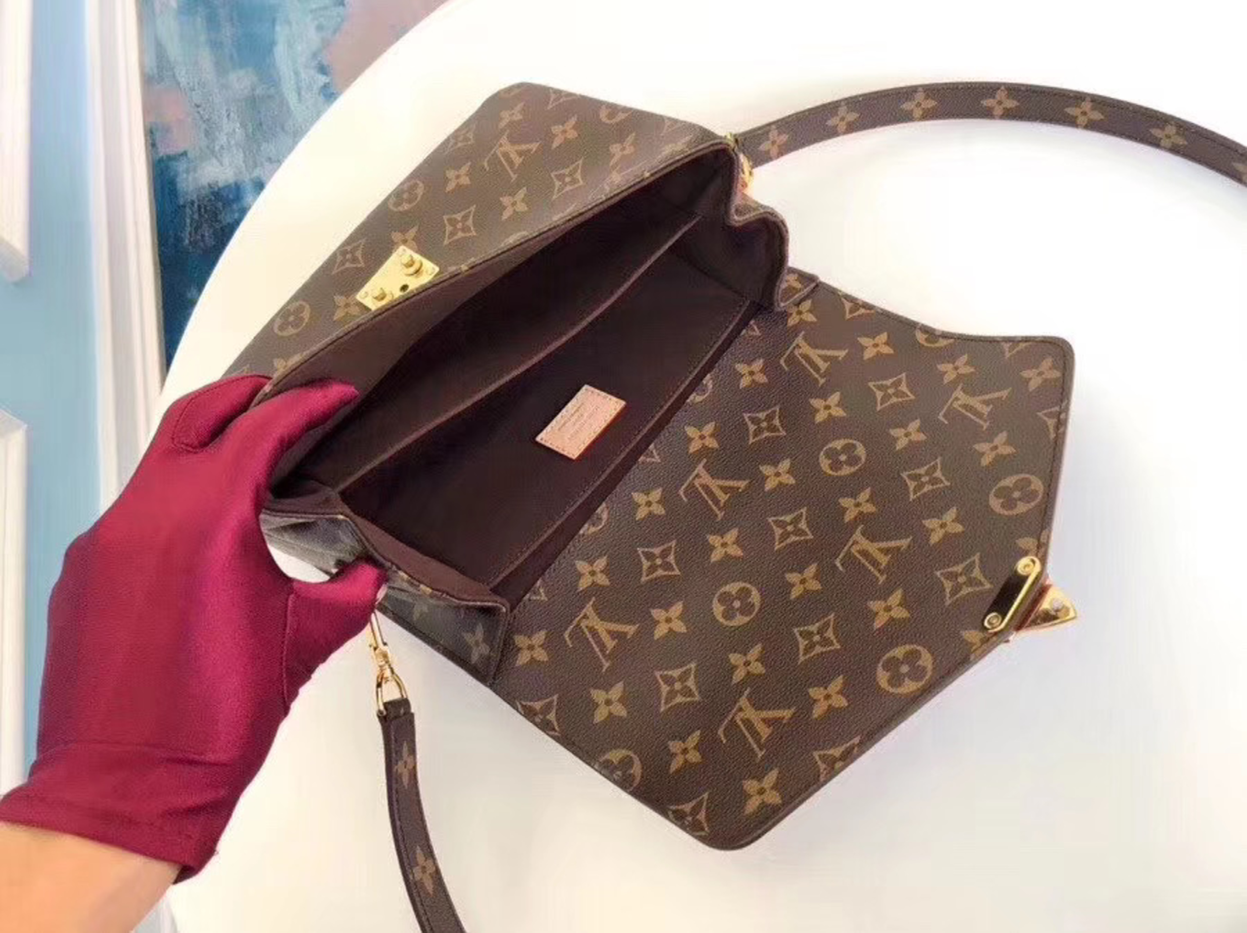 z2090518270703_7b7a62cdcd323fb1cb75585d7ffb47a0