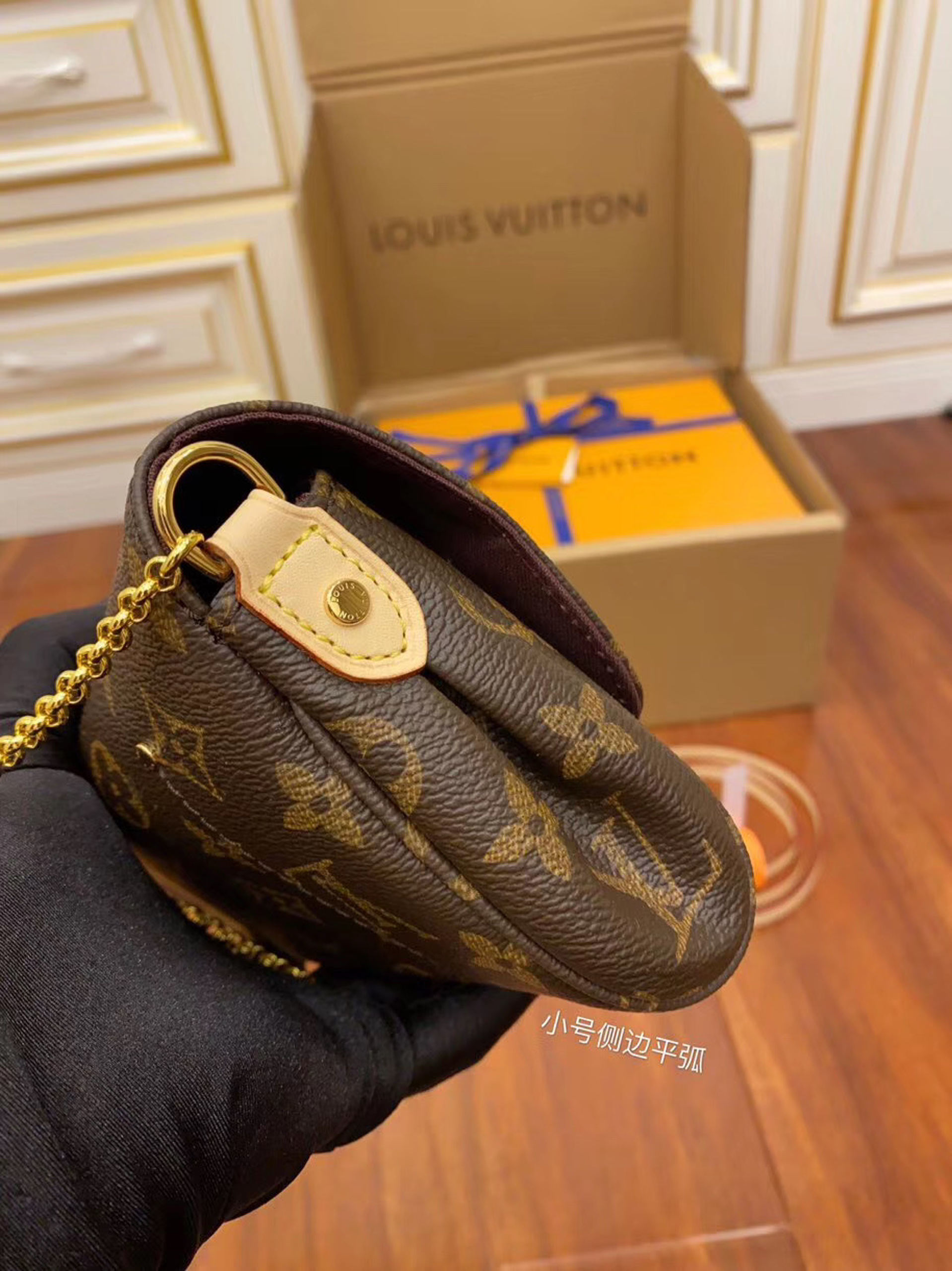 z2090516995071_8eeebe1ec533ee52362fde02a854debb