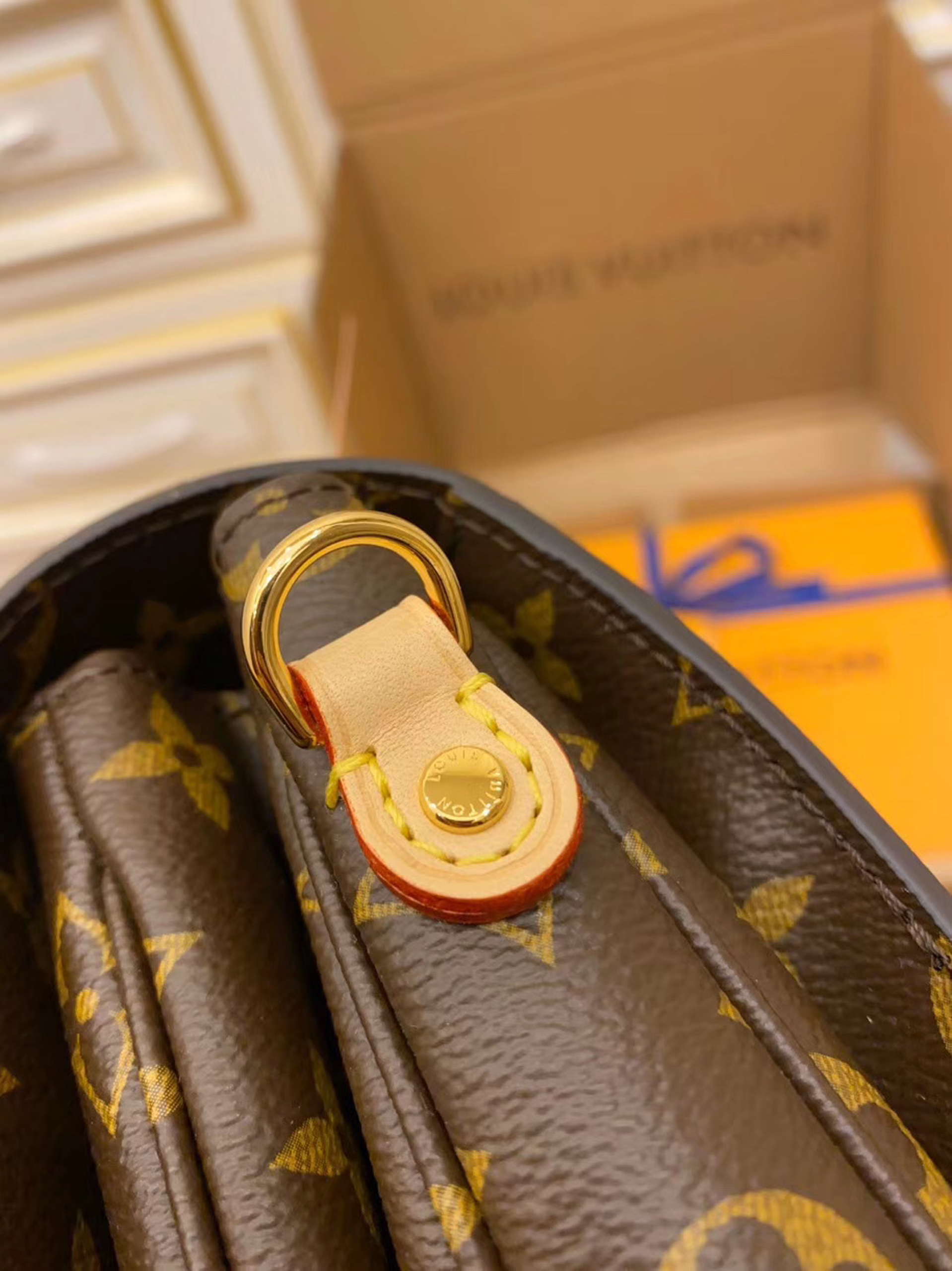 z2090516116068_6c38eeb11314490c37d6a9d428b11823