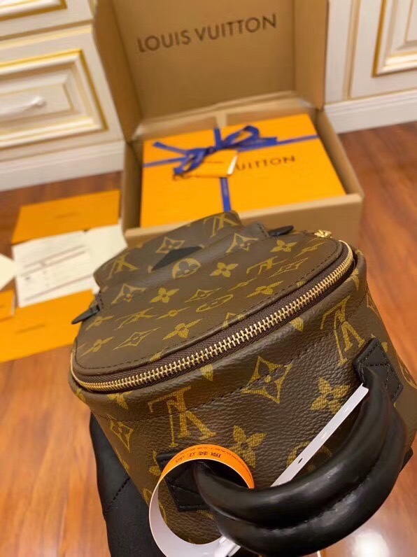 z2090515291671_4fb36818c53c4544bb50bf7dd7d11092