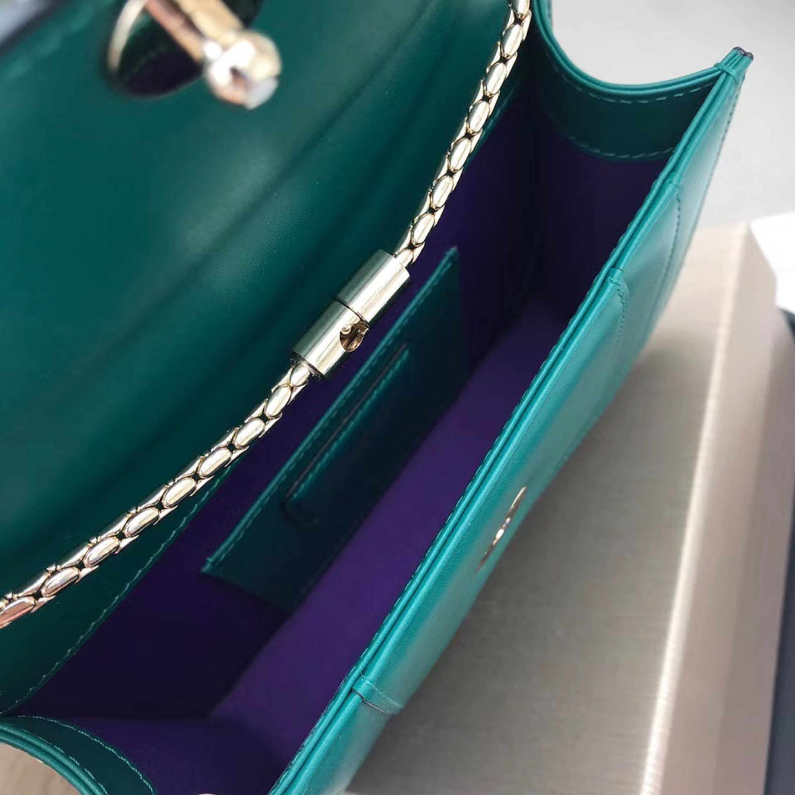 z2092333191852_fa8ce031175895fb0daf7fe197a4e723