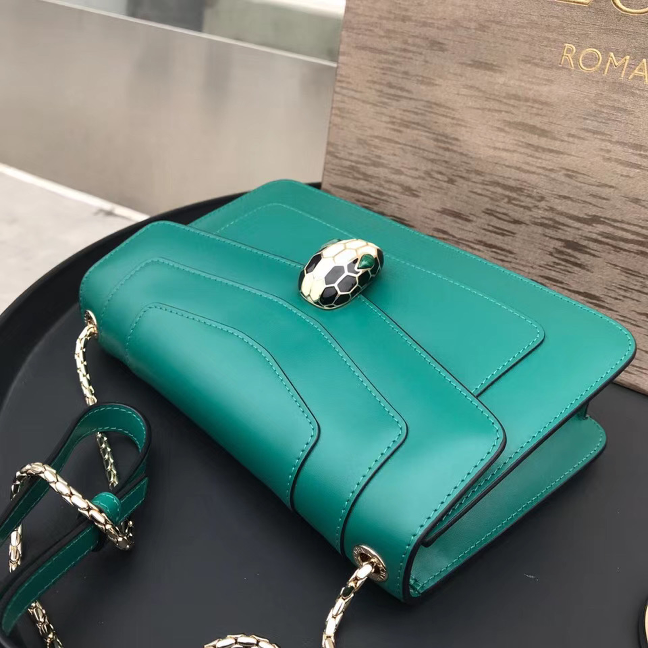 z2092332021287_484ad5d4e64650dbada8d44e3e025e60