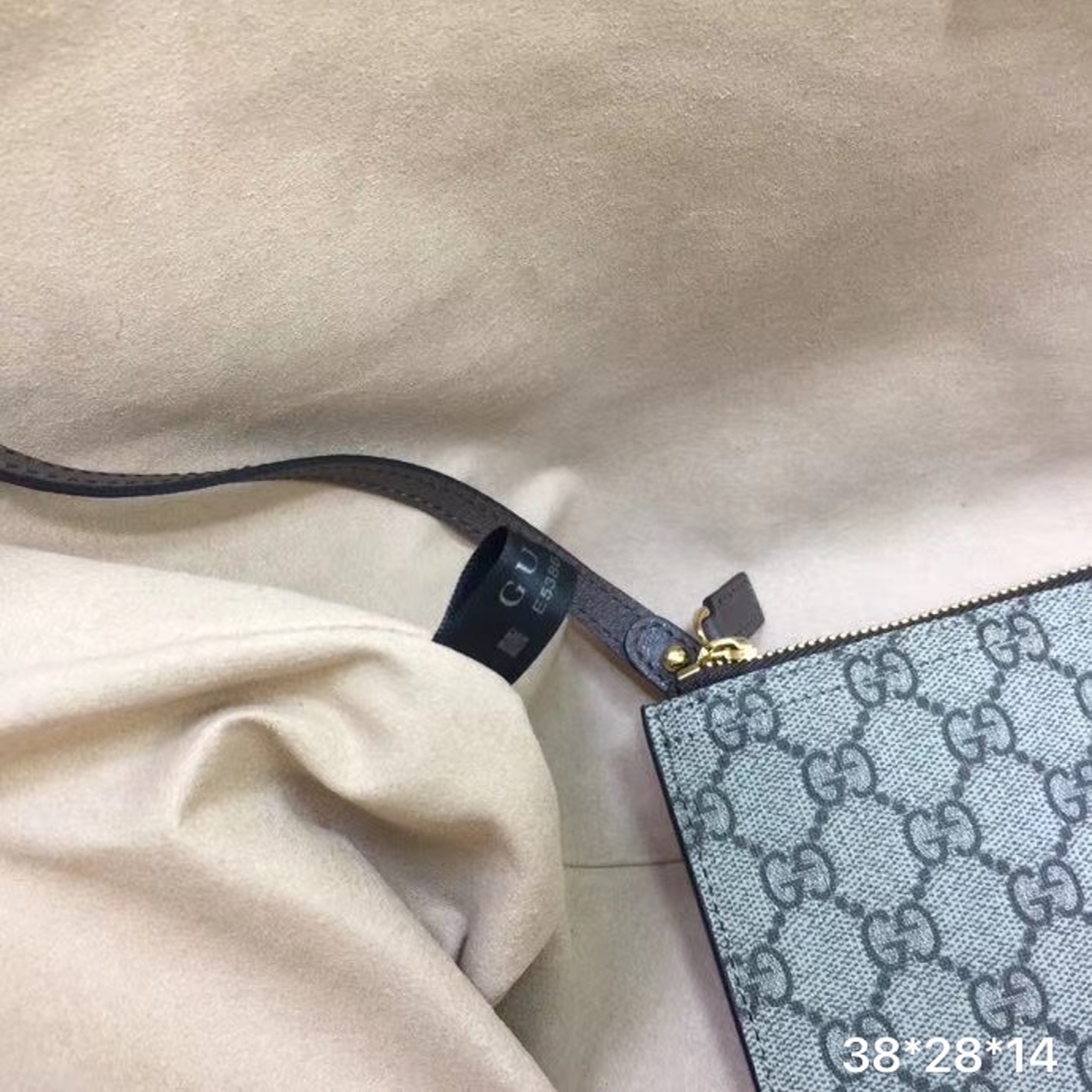 z2090520771474_c19cd2c78d9df0aee74828eaa42bc91d