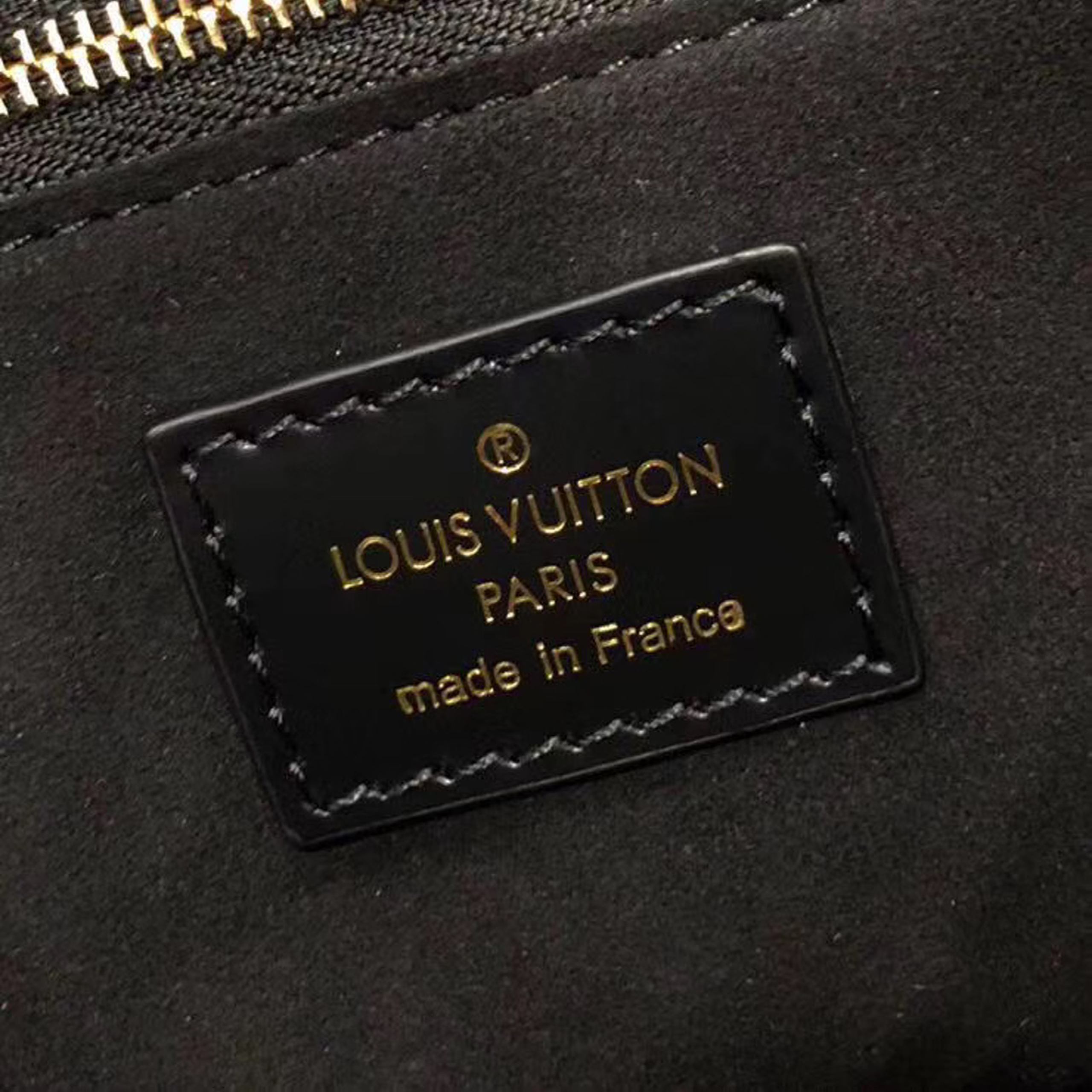 z2090519670004_b6c32e094fe83bcf6b6892240e296a8a