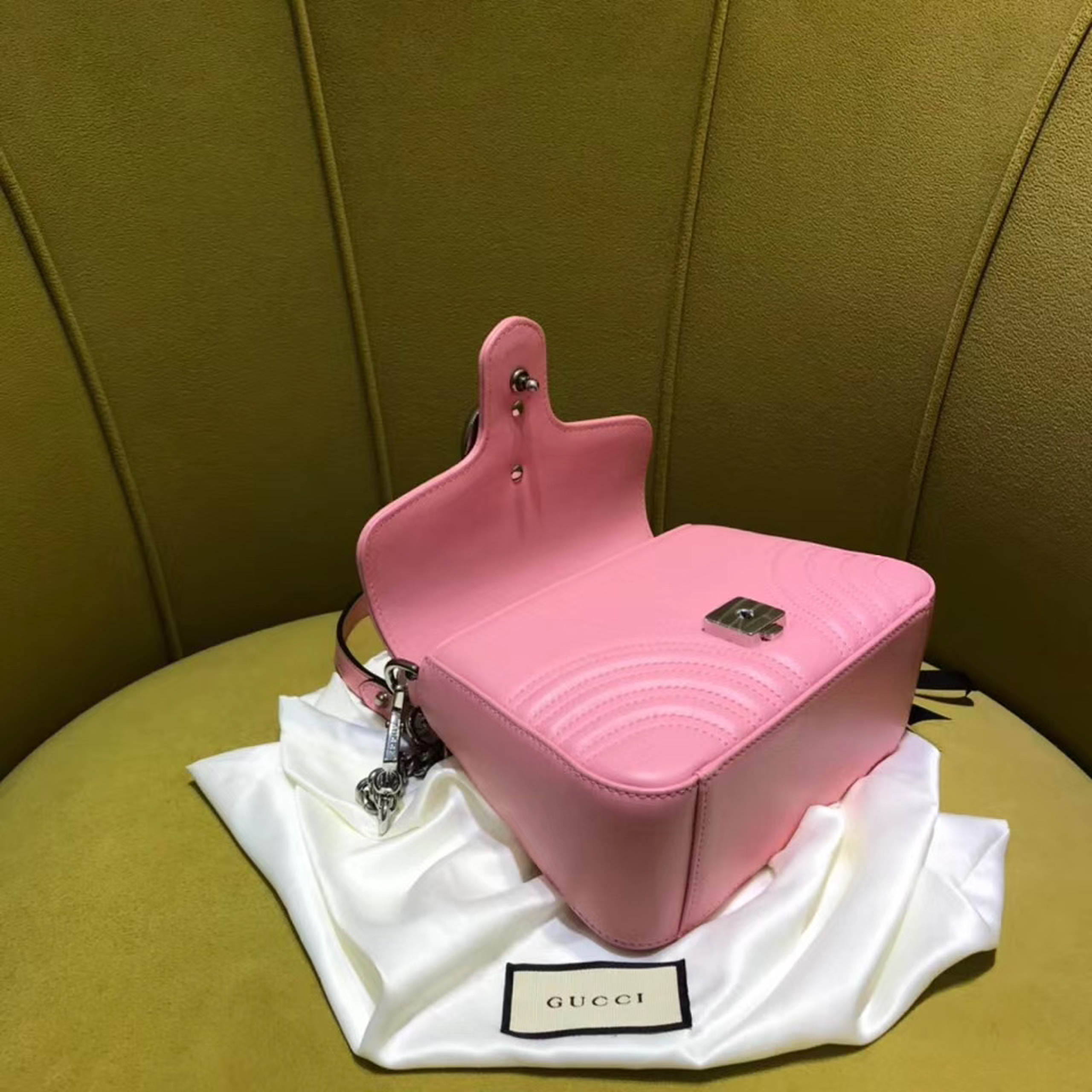 z2103628326786_3a9167e080e3357845c1bce66be1c490