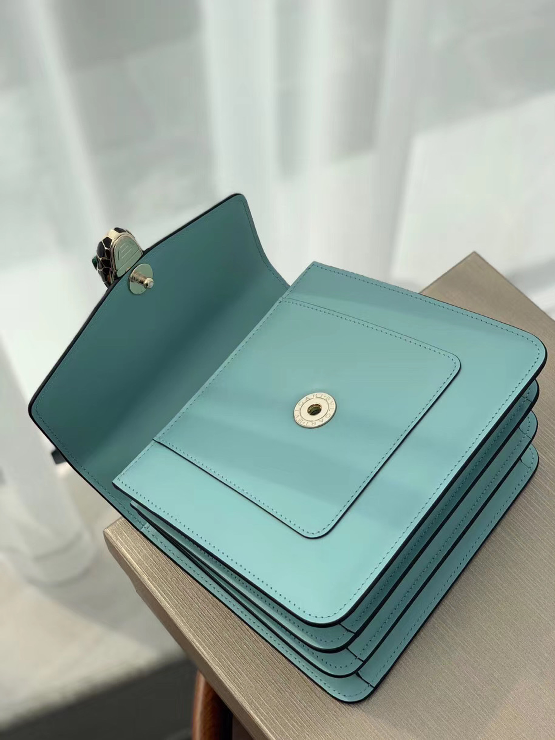 z2092315220800_9927714dcf0e99a54a2574fe2bfb9d34