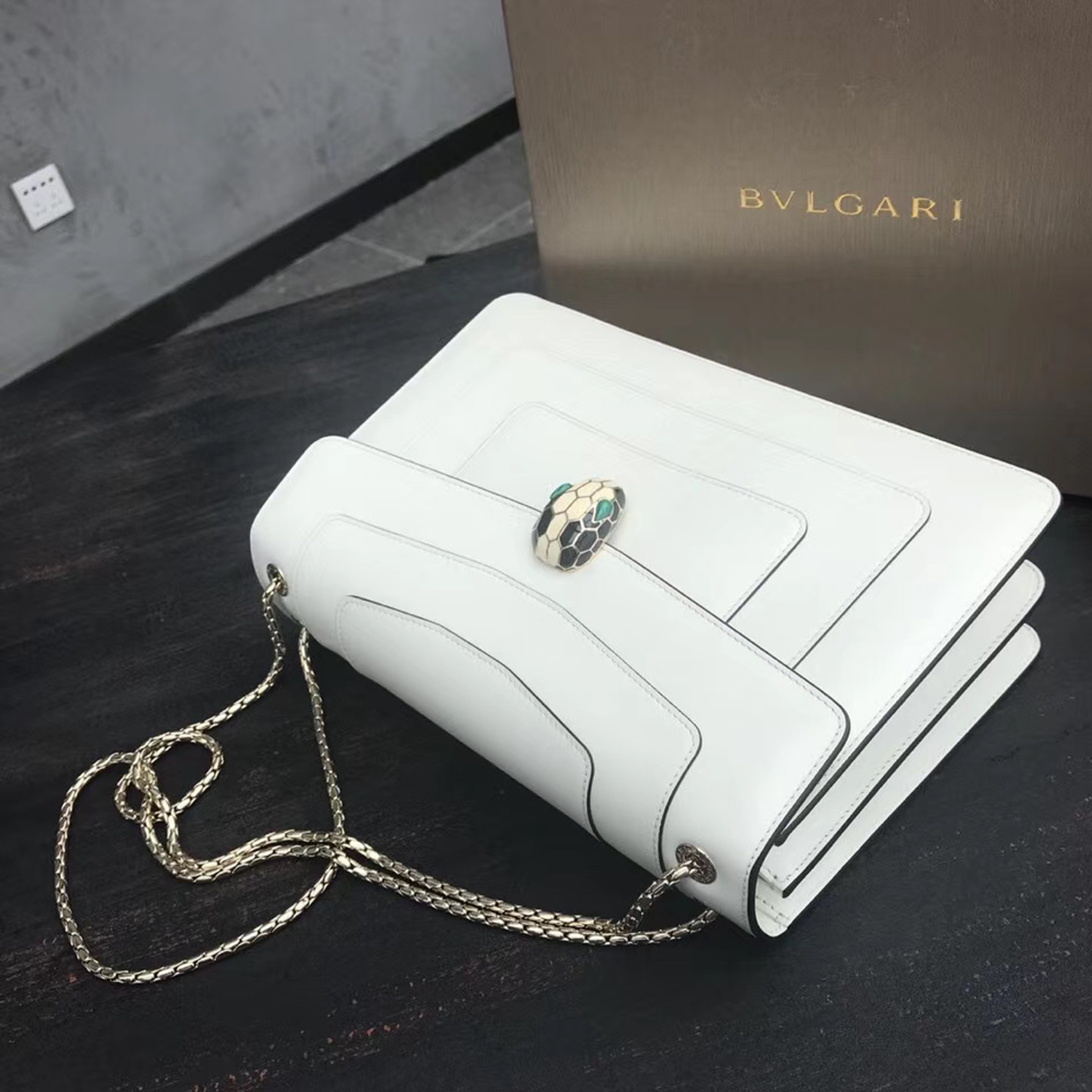 z2092314414800_2355dd3132b543801c6b1f00ead6daed