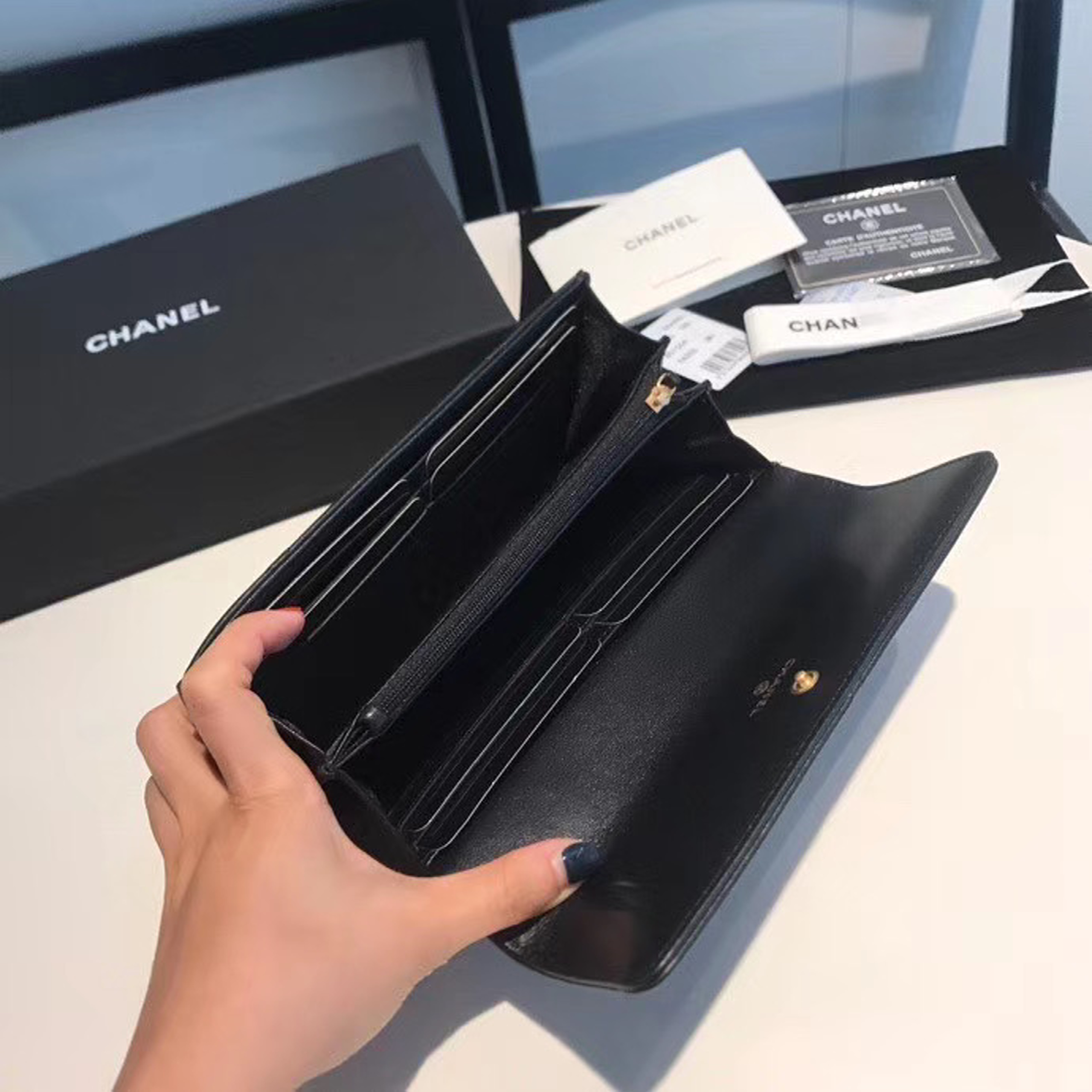 z2103642845840_2f187ce485838db1531faa1e7b7dcb71