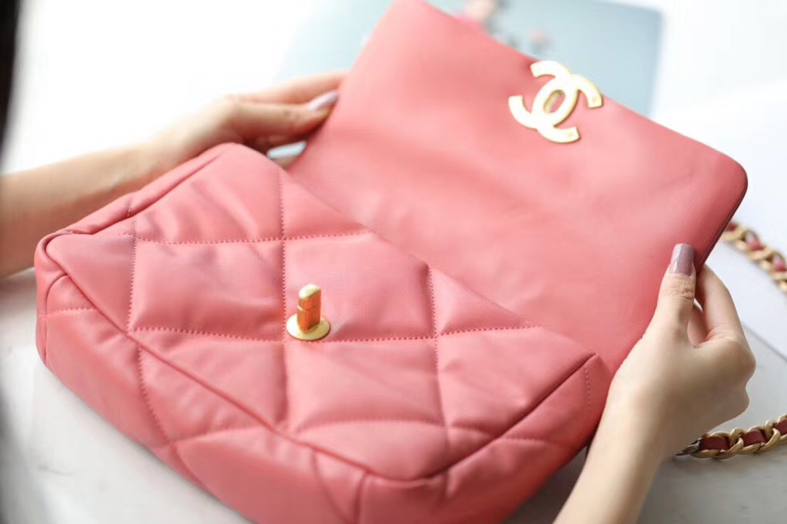 z2103643263107_689d3548a1b9f4490b6c710ba5c41238