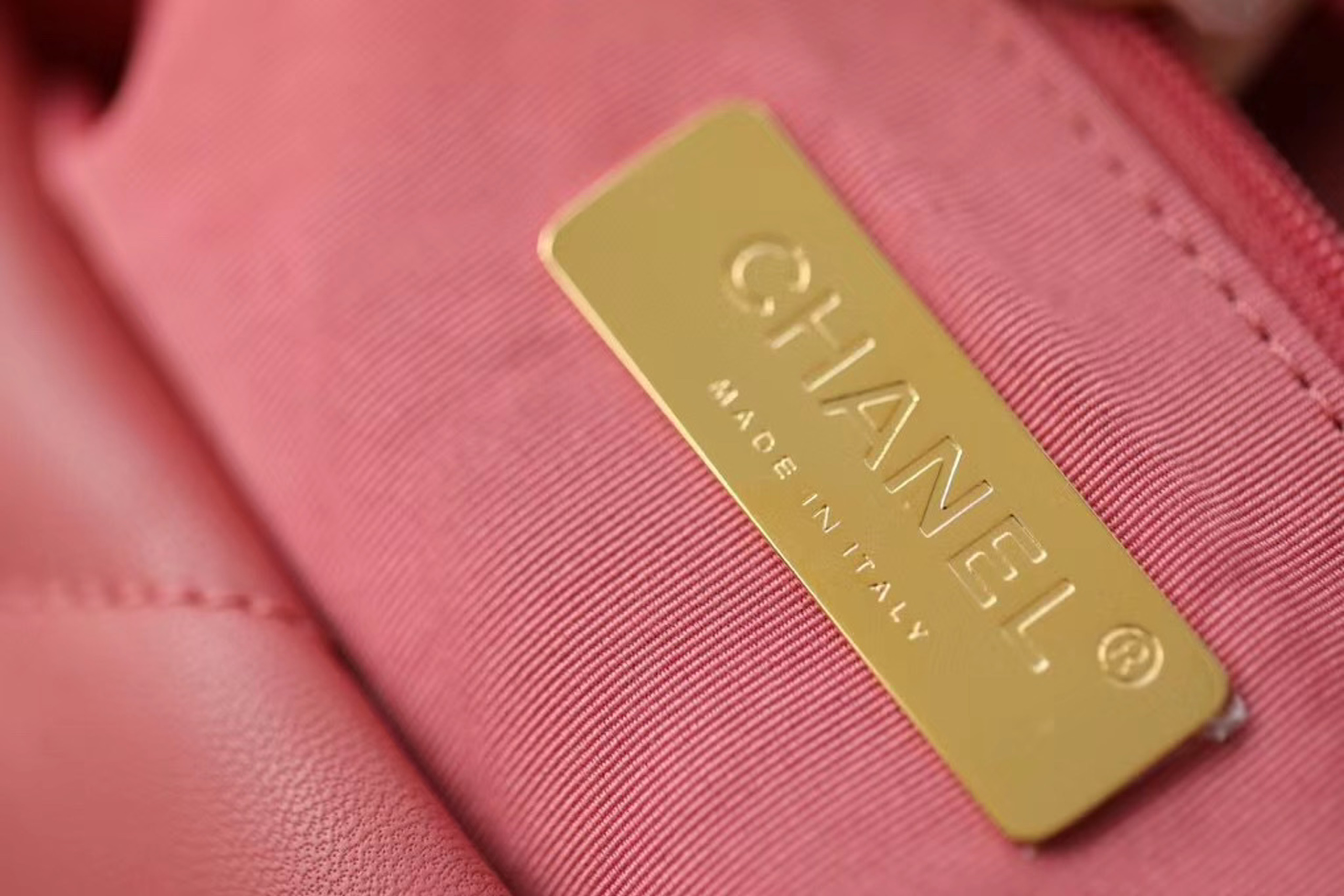 z2103643290204_b855783dacf3ce6edf91e3971a114769