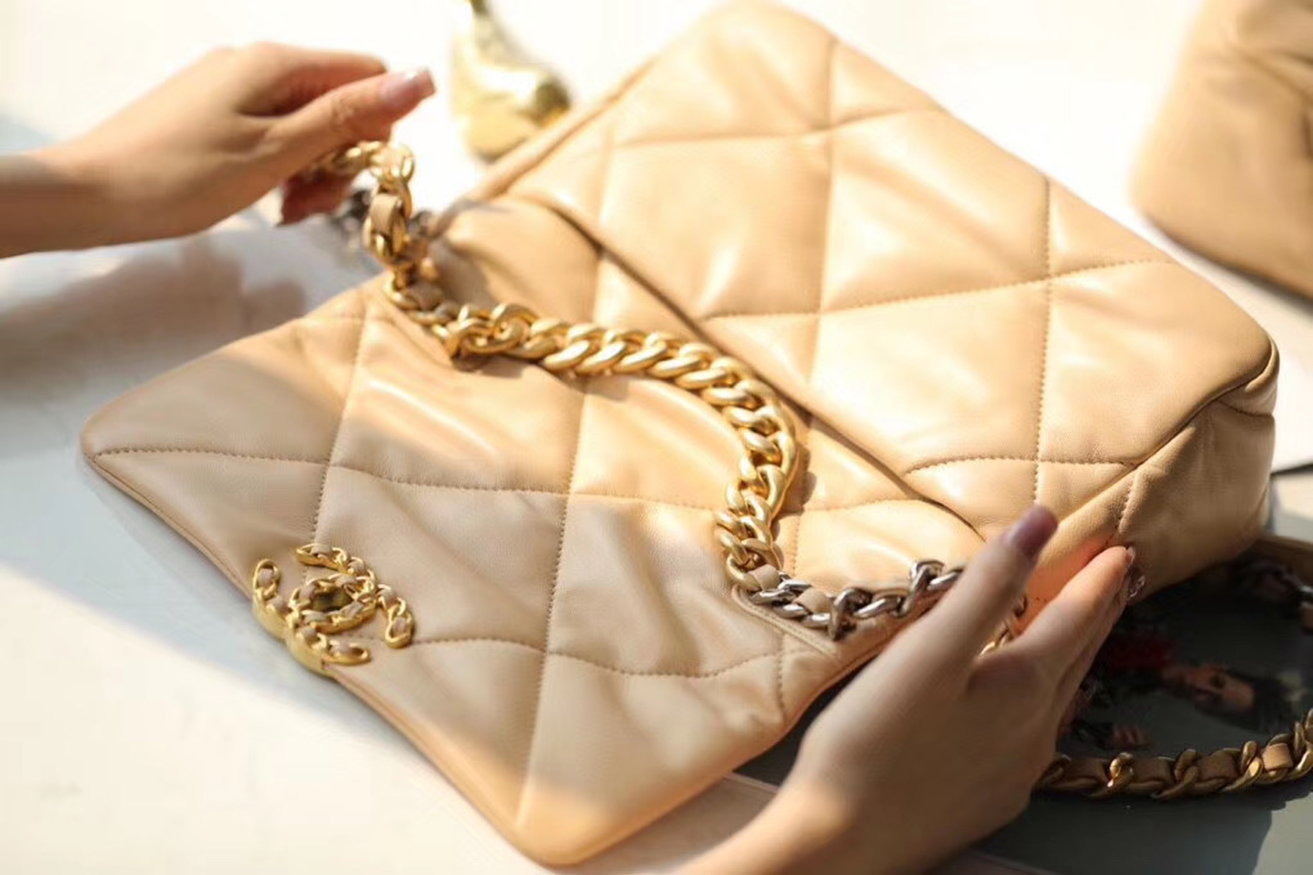 z2103643806191_03b6db10898afd5263ae8287d099056c