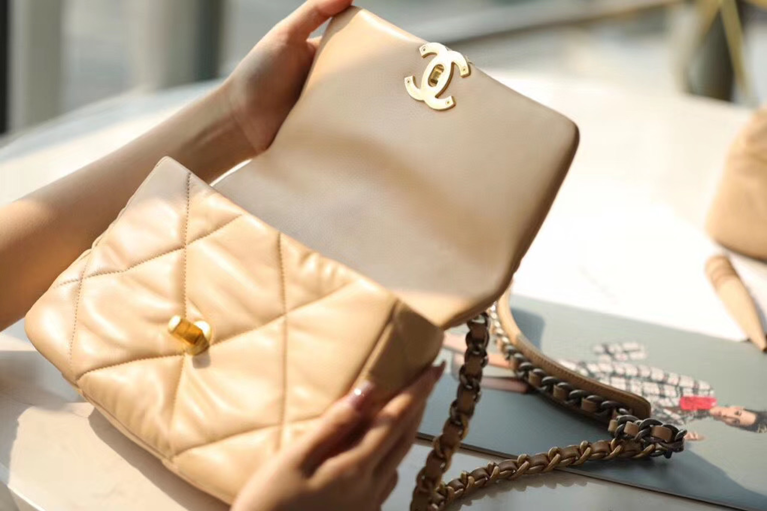 z2103643821353_1d535f51c10f12ff05e7c8b0aea55612