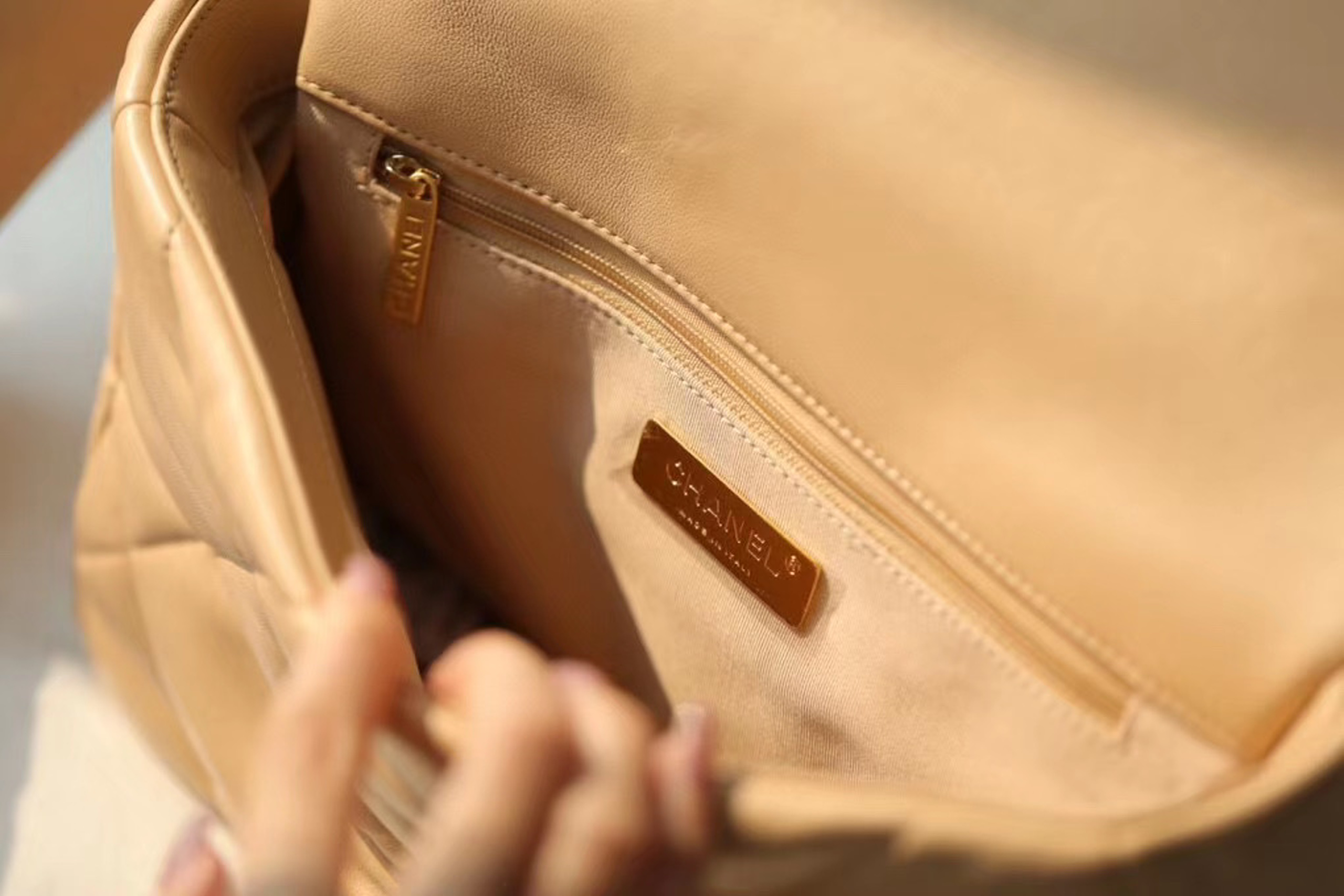 z2103643834487_6a0b28bd9ca778a5eb6c5b46643f2f53