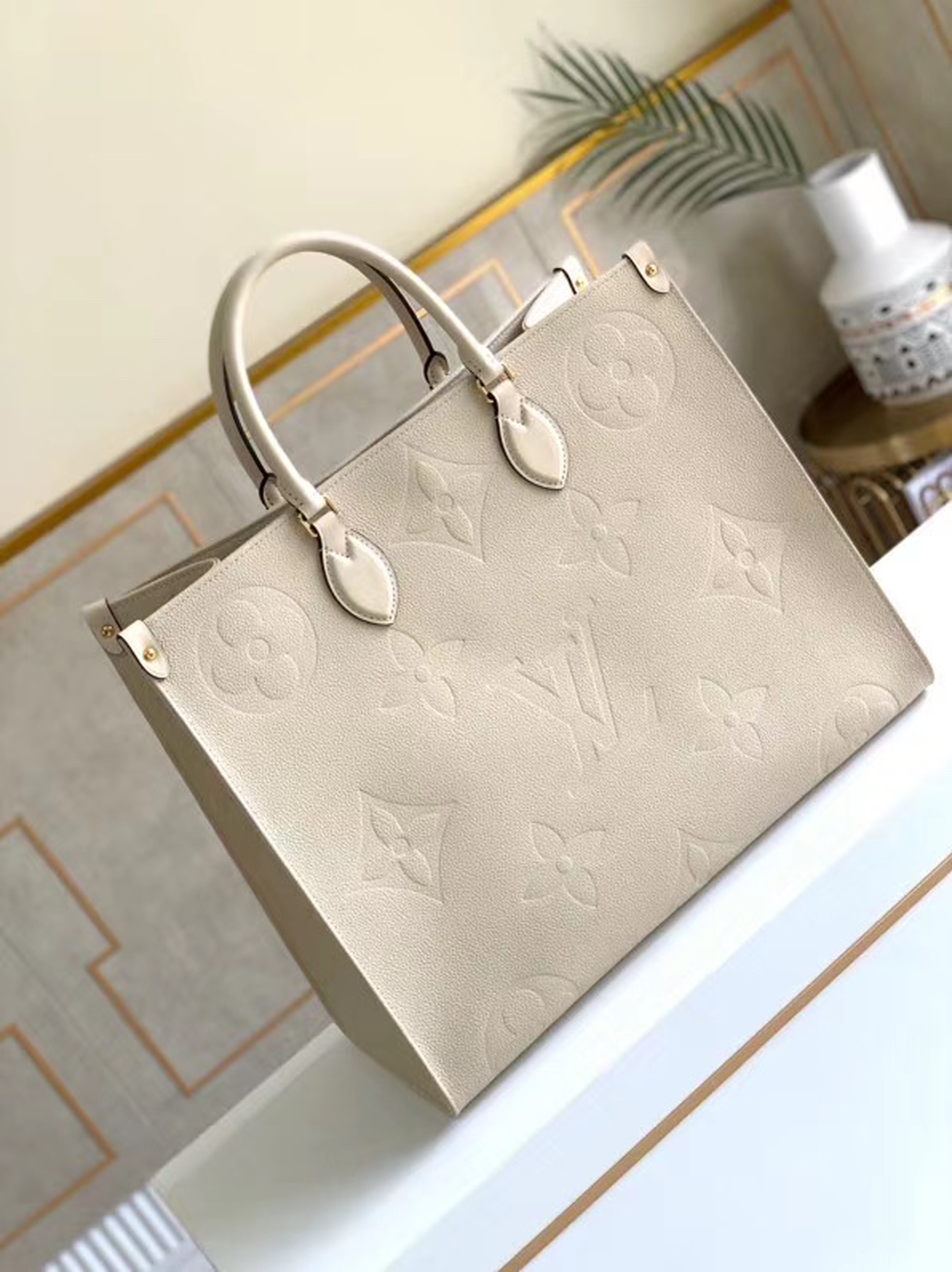Túi Xách Nữ Louis Vuitton Siêu Cấp RLCLV0409