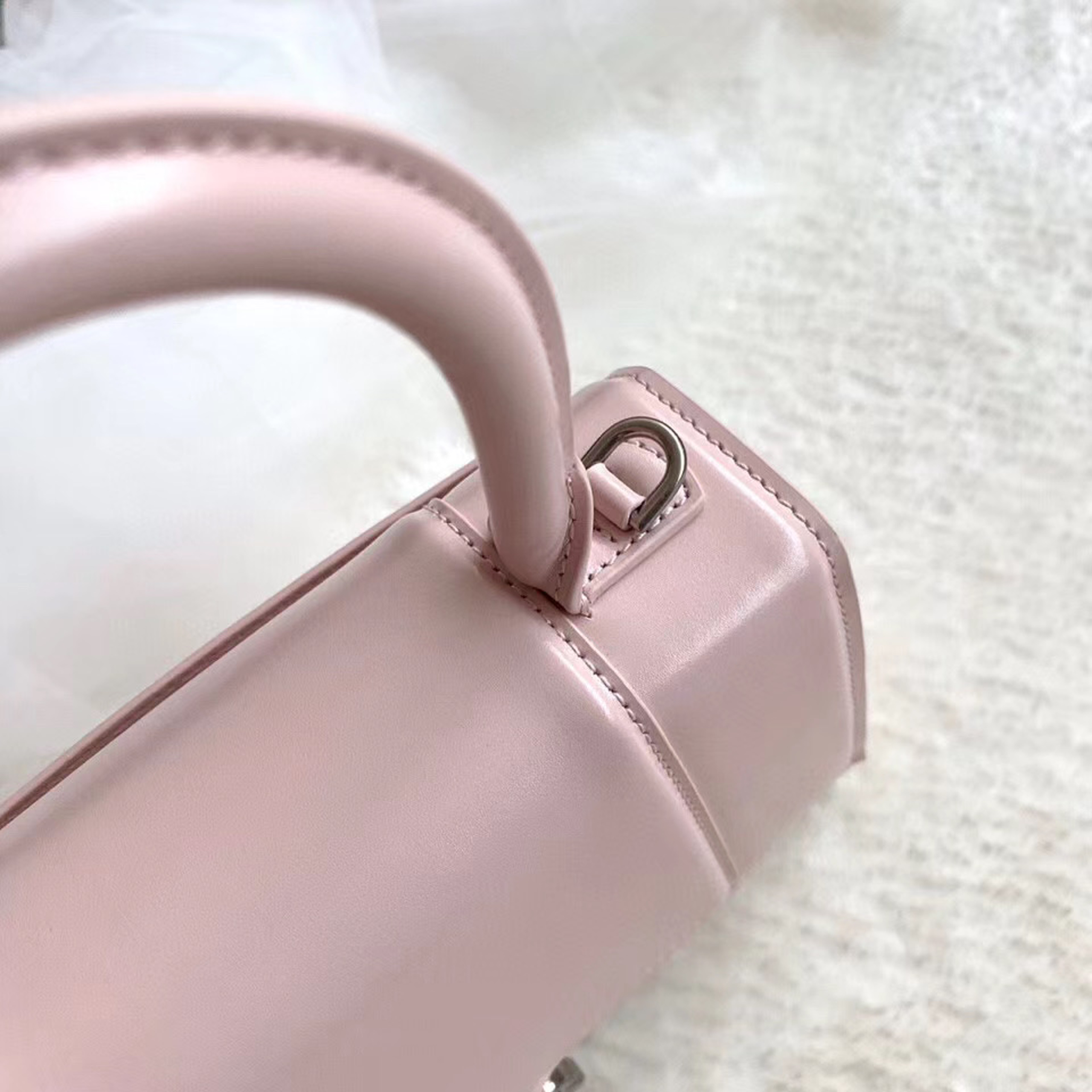 z2103639599995_c91bcf0532df5bcb3e69748959ae4e34